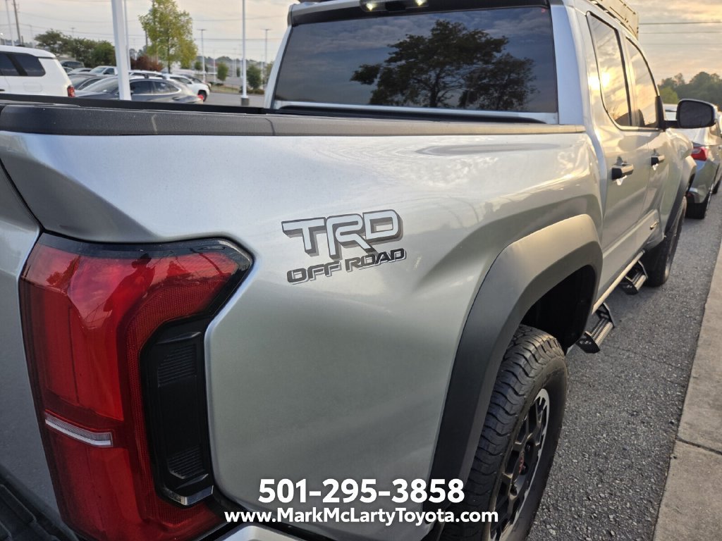 Used 2024 Toyota Tacoma TRD Off-Road AWD/4WD image 10