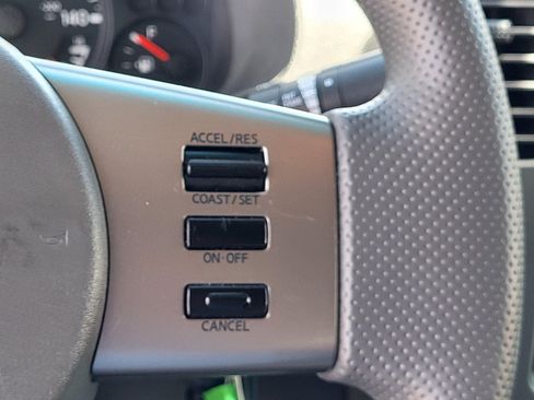Used 2005 Nissan Frontier SE w/ (P01) Power Pkg RWD image 14