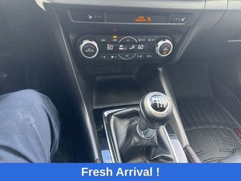 Used 2018 MAZDA MAZDA3 Touring image 7