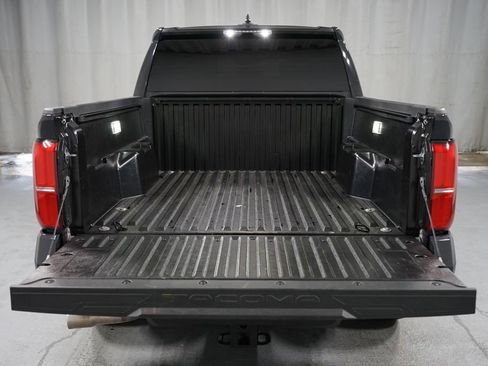 Certified 2025 Toyota Tacoma SR5 image 35