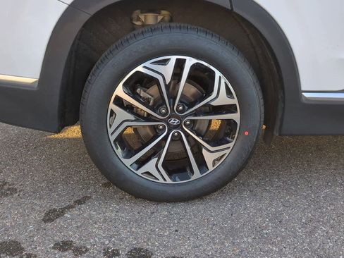 Used 2019 Hyundai Santa Fe Limited image 13