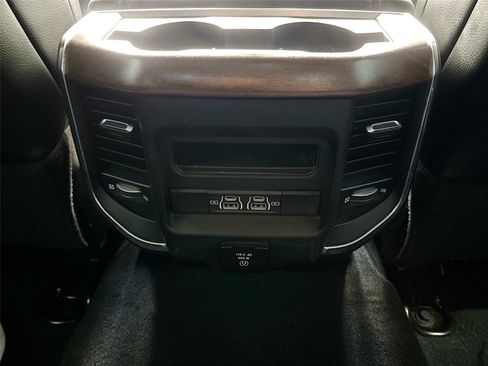 Used 2022 RAM 2500 Laramie AWD/4WD image 24