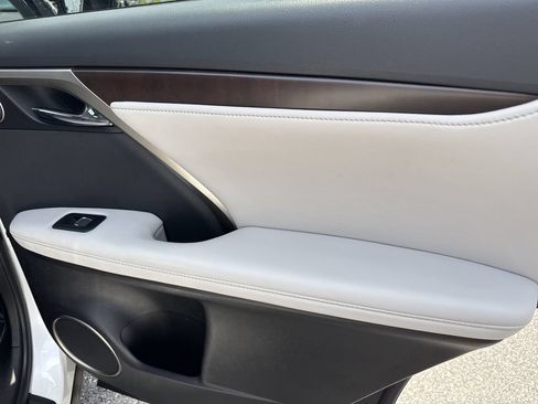 Used 2022 Lexus RX 350 FWD w/ Premium Package image 16