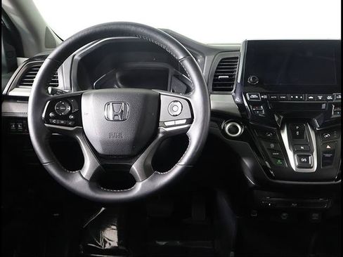 Used 2023 Honda Odyssey Touring image 8