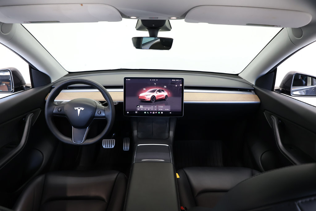 Used 2022 Tesla Model Y Performance AWD/4WD image 23