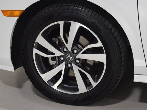 Used 2021 Honda Odyssey Touring image 6