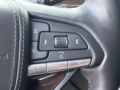 Used 2024 Cadillac Escalade Sport Platinum w/ LPO, ONYX Package image 25