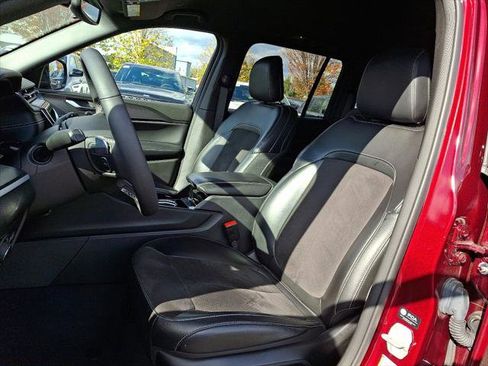 Certified 2023 Jeep Grand Cherokee Altitude image 24