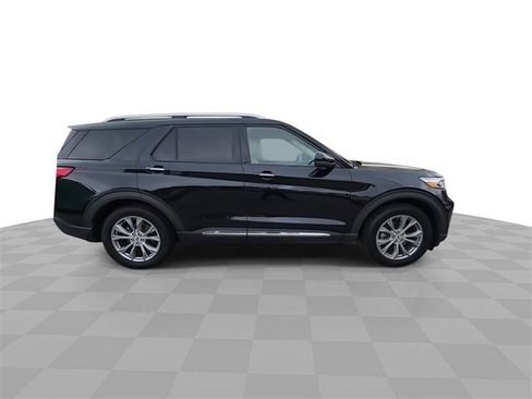 Used 2022 Ford Explorer Limited w/ Equipment Group 301A image 9