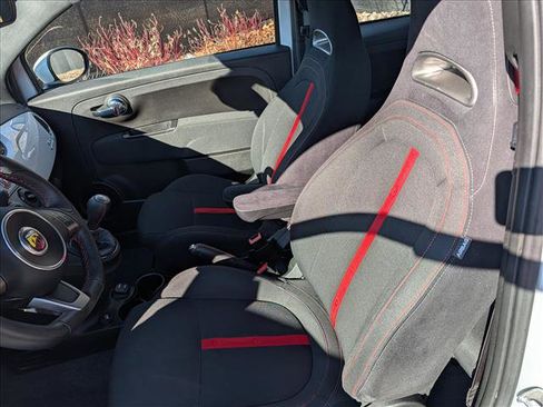 Used 2017 FIAT 500 Abarth image 21