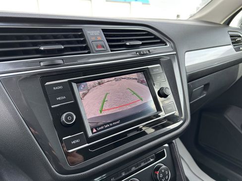 Used 2024 Volkswagen Tiguan S image 30