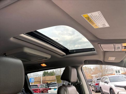 Used 2018 Honda Odyssey EX-L image 23