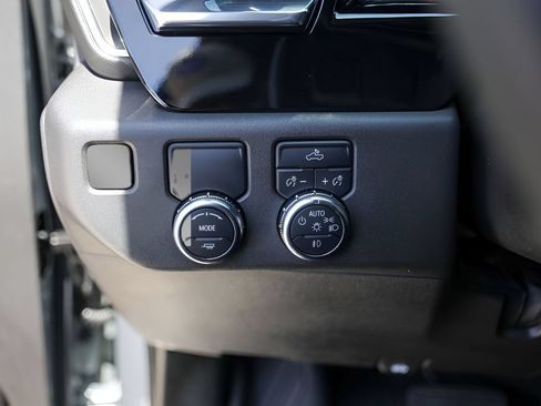 Used 2024 GMC Sierra 1500 Elevation RWD image 15