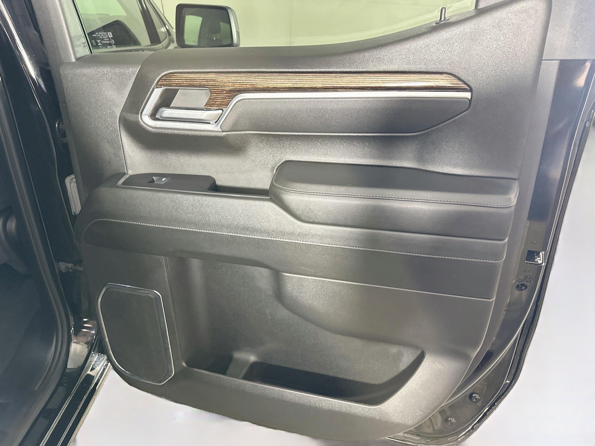 Used 2024 GMC Sierra 1500 Elevation AWD/4WD image 27