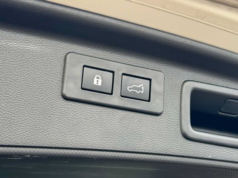 Certified 2023 Subaru Forester Premium AWD/4WD image 12