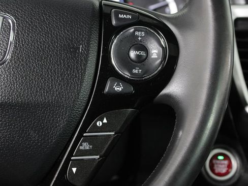 Used 2016 Honda Accord Touring image 27