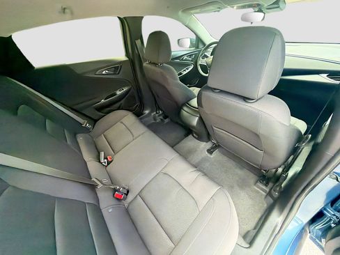 Used 2025 Chevrolet Malibu LS FWD image 29