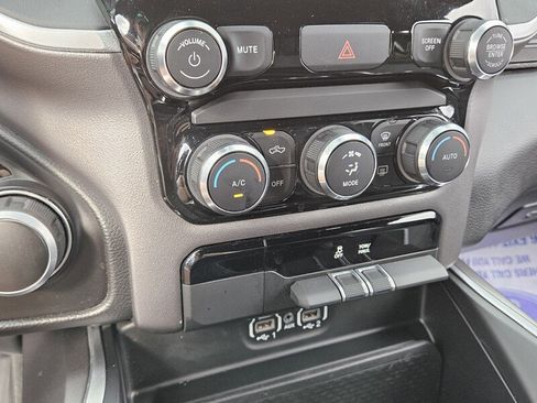 Used 2022 RAM 1500 Big Horn image 22