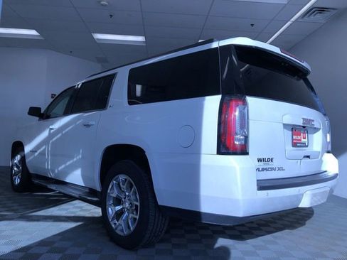 Used 2018 GMC Yukon XL SLT w/ Open Road Package image 5