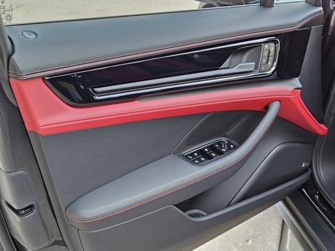 New 2026 Porsche Panamera Turbo image 13