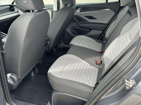 New 2025 Volkswagen Tiguan S AWD/4WD image 8