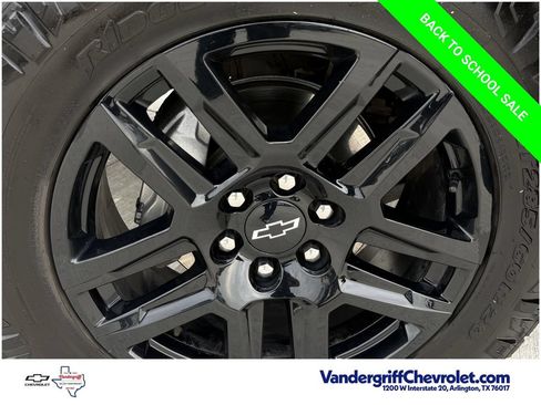 Used 2022 Chevrolet Silverado 1500 LT Trail Boss AWD/4WD image 9