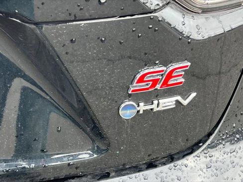 Certified 2025 Toyota Corolla SE image 7