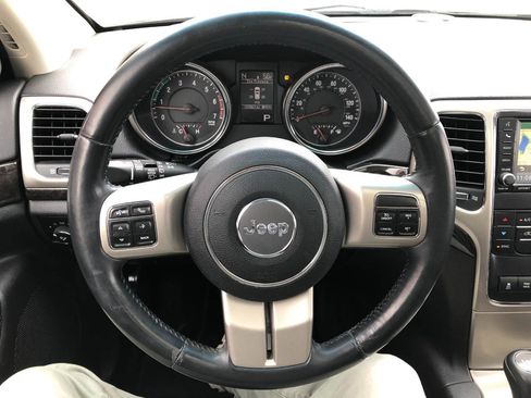 Used 2012 Jeep Grand Cherokee Altitude AWD/4WD image 16