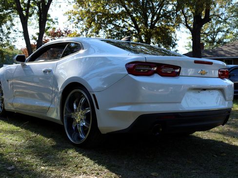 Used 2019 Chevrolet Camaro LS image 22