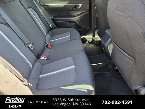 Used 2022 Hyundai Sonata SE FWD image 16