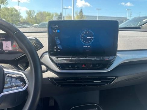 Used 2023 Volkswagen ID.4 Pro AWD/4WD image 11