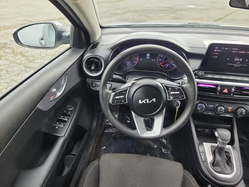 Used 2023 Kia Forte LXS FWD image 19