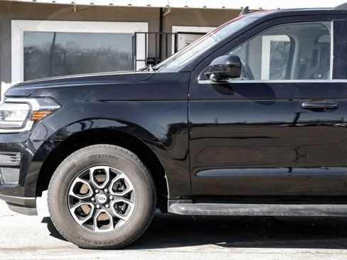 Used 2024 Ford Expedition Max XLT image 22