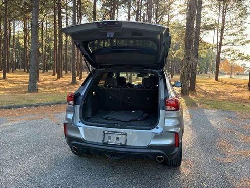 Used 2023 Chevrolet TrailBlazer RS image 19