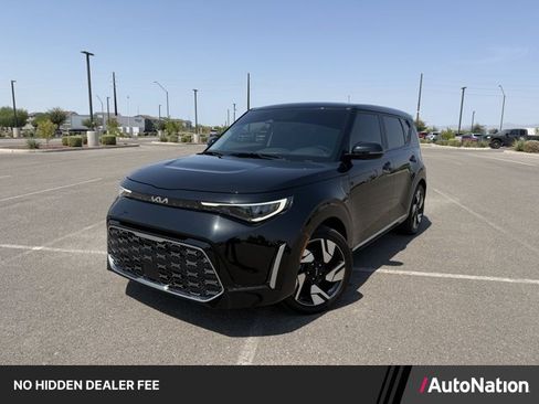 Used 2025 Kia Soul GT-Line w/ GT-Line Technology Package FWD image 1