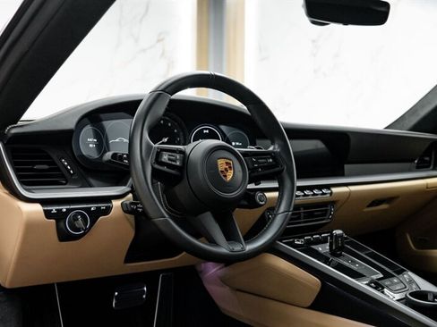 Used 2022 Porsche 911 Carrera 4S AWD/4WD image 33