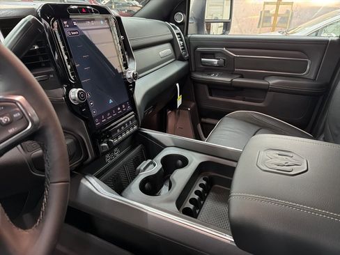 New 2026 RAM 3500 Big Horn w/ Laramie Trim Package image 39