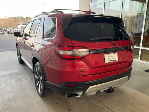 Certified 2023 Honda Pilot Elite image 23