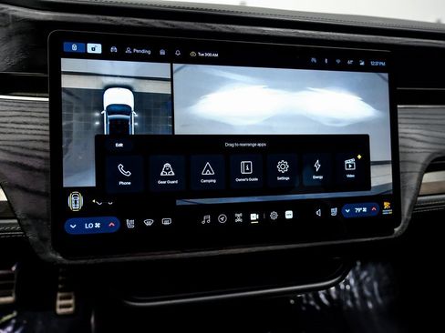 Used 2023 Rivian R1S Adventure image 27