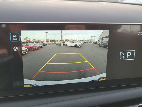 Used 2025 Hyundai Tucson SE FWD image 24