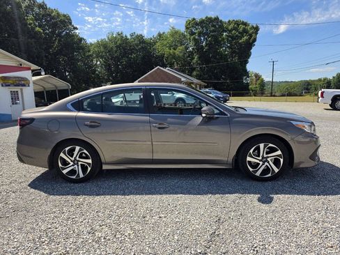 Used 2022 Subaru Legacy Limited AWD/4WD image 3