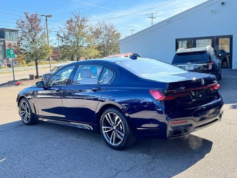 Used 2022 BMW 750i xDrive w/ M Sport Package image 4