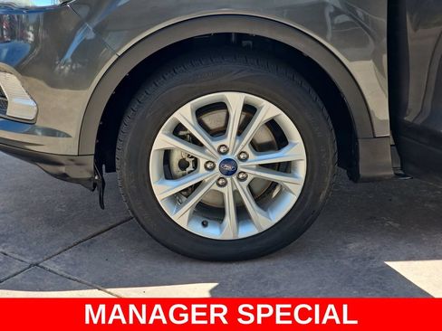 Used 2019 Ford Escape SEL AWD/4WD image 35