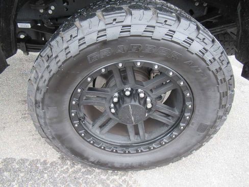 Used 2024 Ford F250 Lariat w/ Lariat Ultimate Package image 10