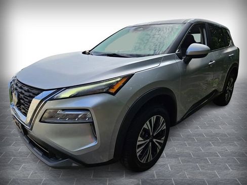 Used 2023 Nissan Rogue SV AWD/4WD image 3