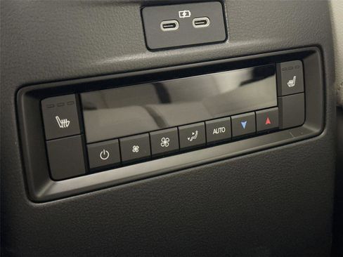 New 2026 MAZDA CX-70 3.3 Turbo w/ Preferred Package AWD/4WD image 35