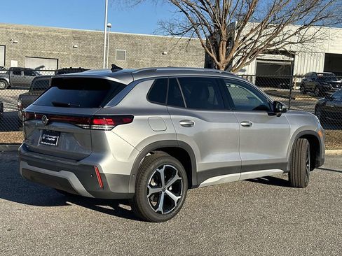 New 2026 Volkswagen Tiguan SE FWD image 33