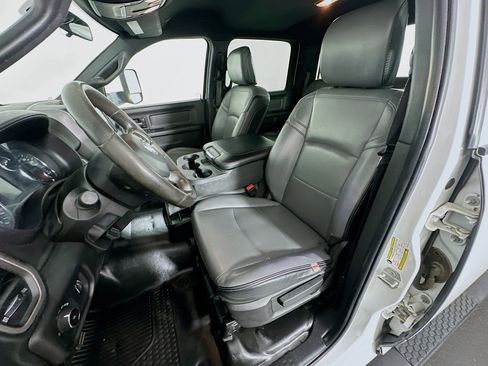 Used 2022 RAM 2500 Tradesman AWD/4WD image 13