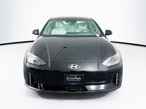 Used 2024 Hyundai Ioniq 6 SEL image 2