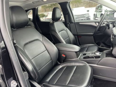 Used 2024 Ford Escape Platinum AWD/4WD image 28